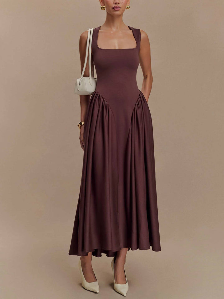 Robe rétro minimaliste à col carré