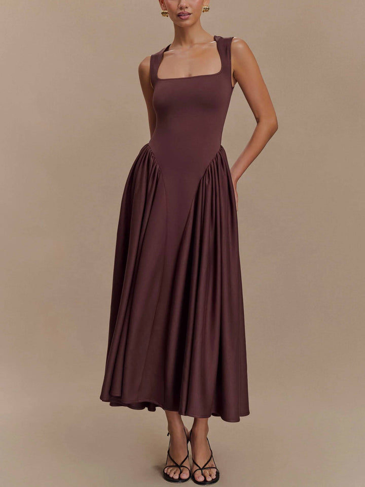 Robe rétro minimaliste à col carré
