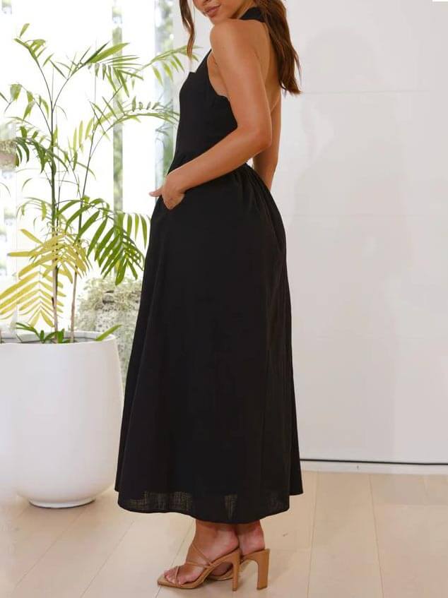 Waist | Petite robe noire à col halter mi-longue